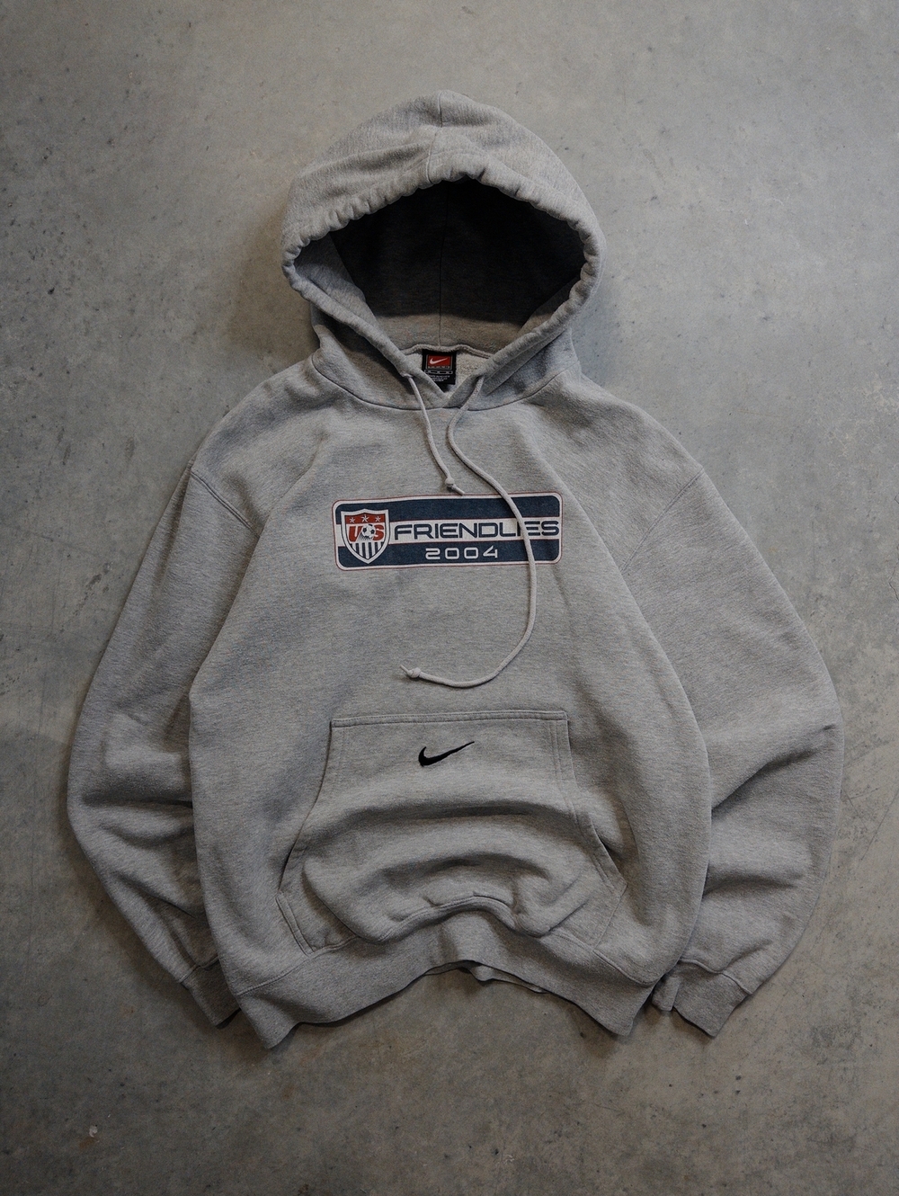 Vintage Nike Team USA Friendlies 2004 Gray Hoodie